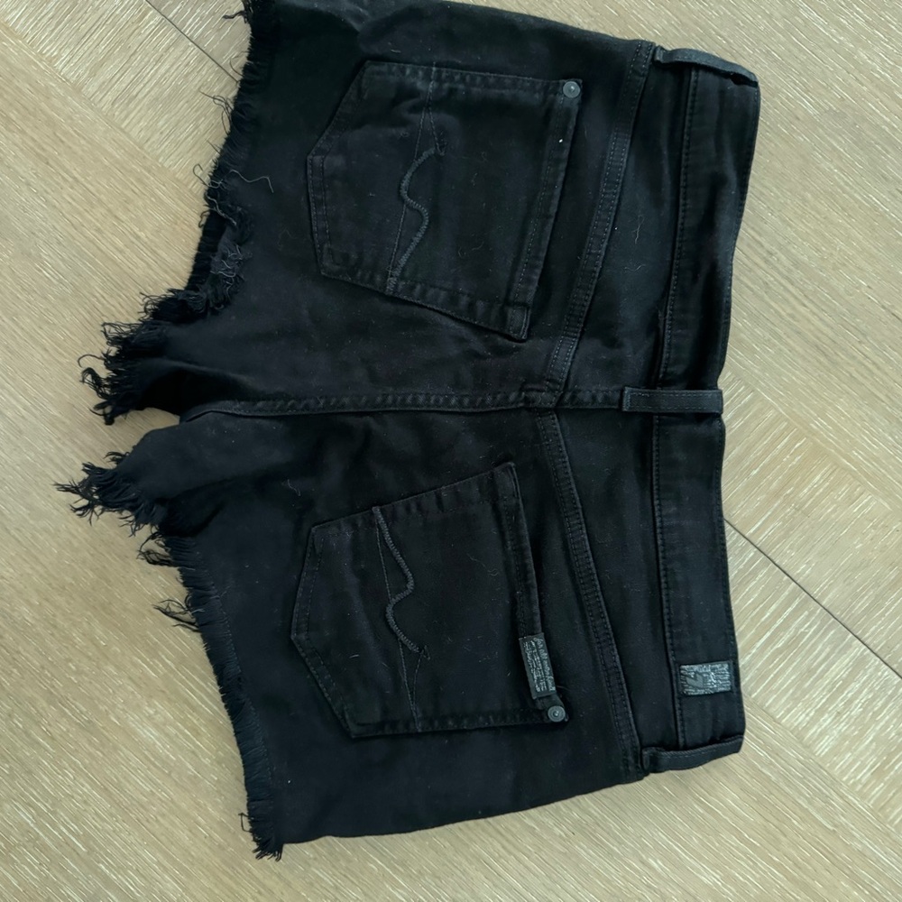 7 for All Mankind Black Denim Shorts Sz 27 - Picture 2 of 4